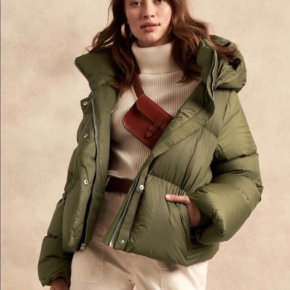 Banana Republic Water-Repellent Puffer Jacket - Never Worn, Brand NEW